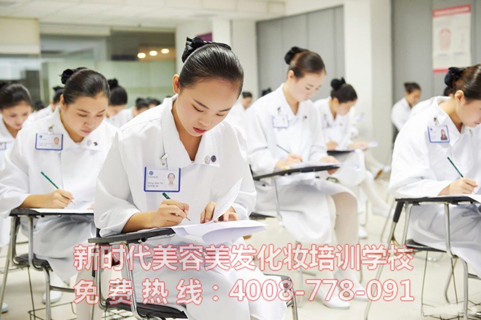 美容师如何提升自己？美容师提升自己需要做些什么？
